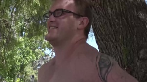 Str8 Chaser: Jerking Off for Cash in the Park