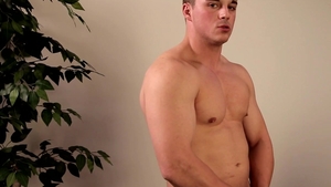 NextDoorMale: Bodybuilder Talks Dirty while Pleasing Himself