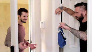 NextDoorRaw: Chris Gets Pounded by Pizza Guy Donte