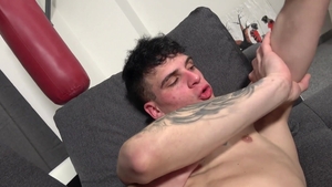 EastBoys - Gay goes in for the best sex