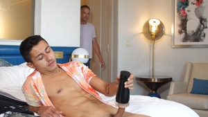 GayRoom: Trent Summers bends over