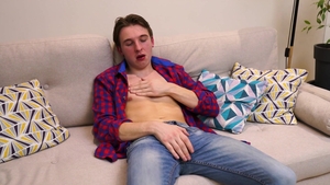 BoyFun: Sloppy fucking with european Den Head on the couch
