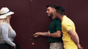 Men: Manuel Licks Paddy Over a Barrel