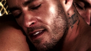 Cody Cummings: Lewis Licks Cody