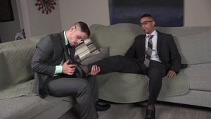 SayUncle X Gentlemen's Closet: Barefoot Hunks in Action